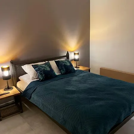 Stone Hill * Sklářská Poruba